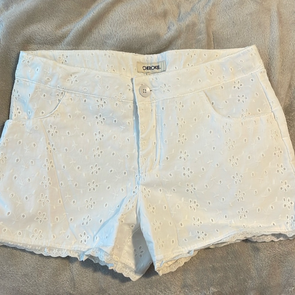 white dressy shorts
